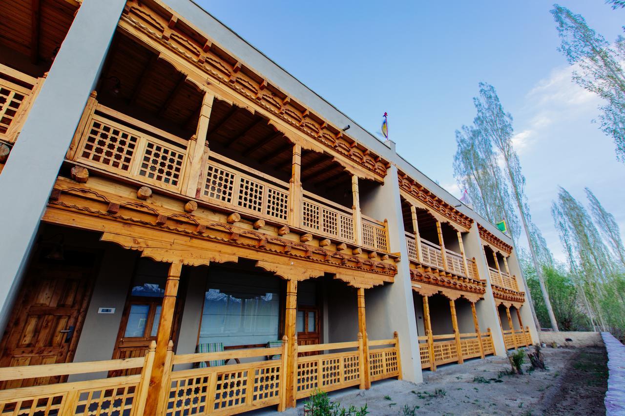Ladakh Sarai Resort Leh Esterno foto